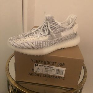 Authentic New : Yezzy 350 V2 , Size 6.